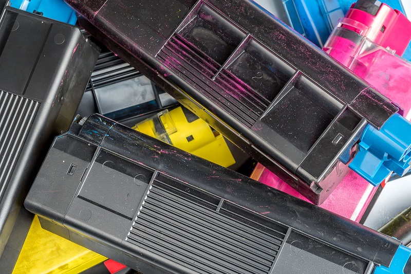 Старые картриджи: обычный мусор или угроза экологии